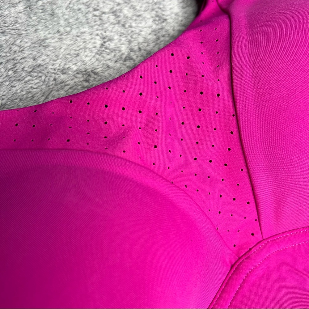 Lululemon Run Times Bra Ripened Raspberry (RIPR) Size 38DD NWT *Adjustable* - Picture 7 of 16